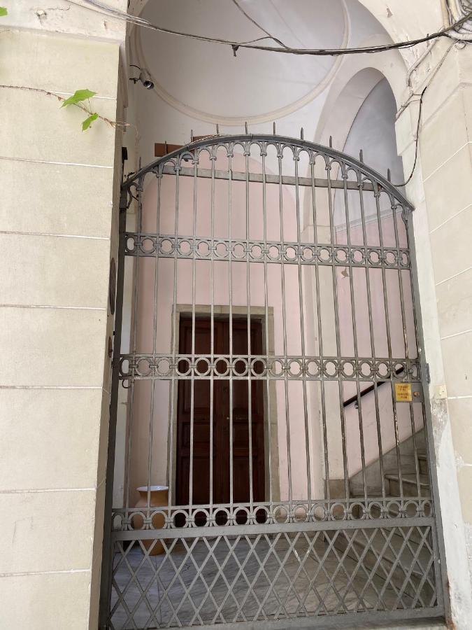 Villa Antica Casa Centro Catania Exterior foto